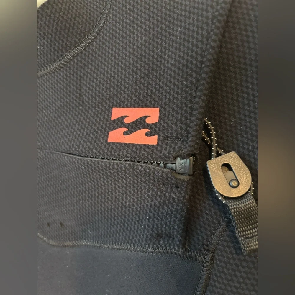 Billabong Wmns 4/3 Furnace Comp Series Chest Zip Wetsuit in Serape color Size 6 - Picture 2 of 10